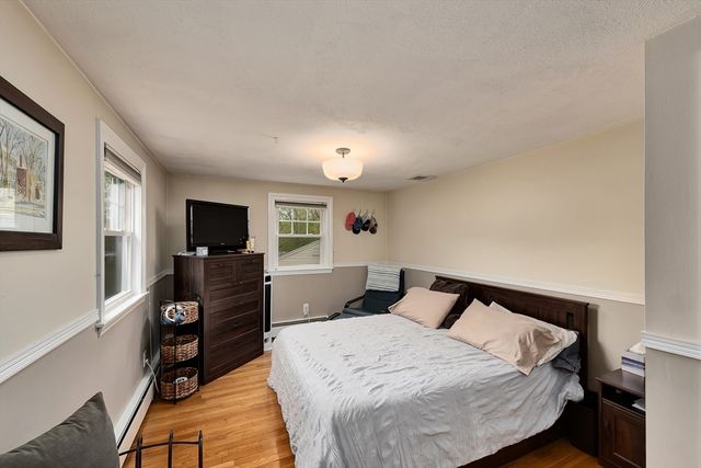 15 Palmer Rd, Beverly, MA 01915