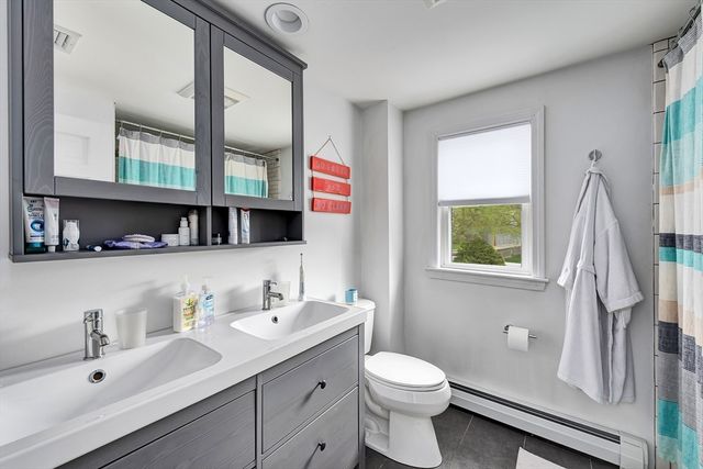 15 Palmer Rd, Beverly, MA 01915