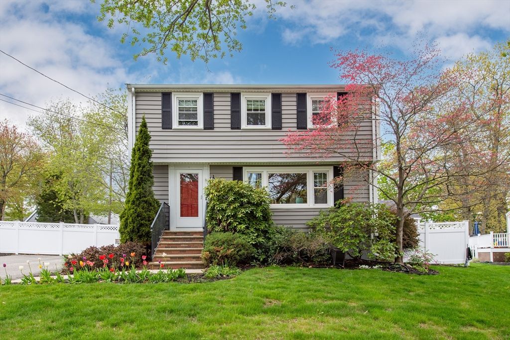 15 Palmer Rd, Beverly, MA 01915