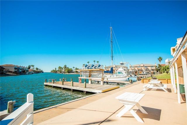14300 S Padre Island Dr 16, Corpus Christi, TX 78418