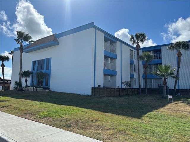 14300 S Padre Island Dr 16, Corpus Christi, TX 78418