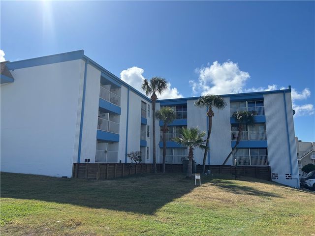 14300 S Padre Island Dr 16, Corpus Christi, TX 78418