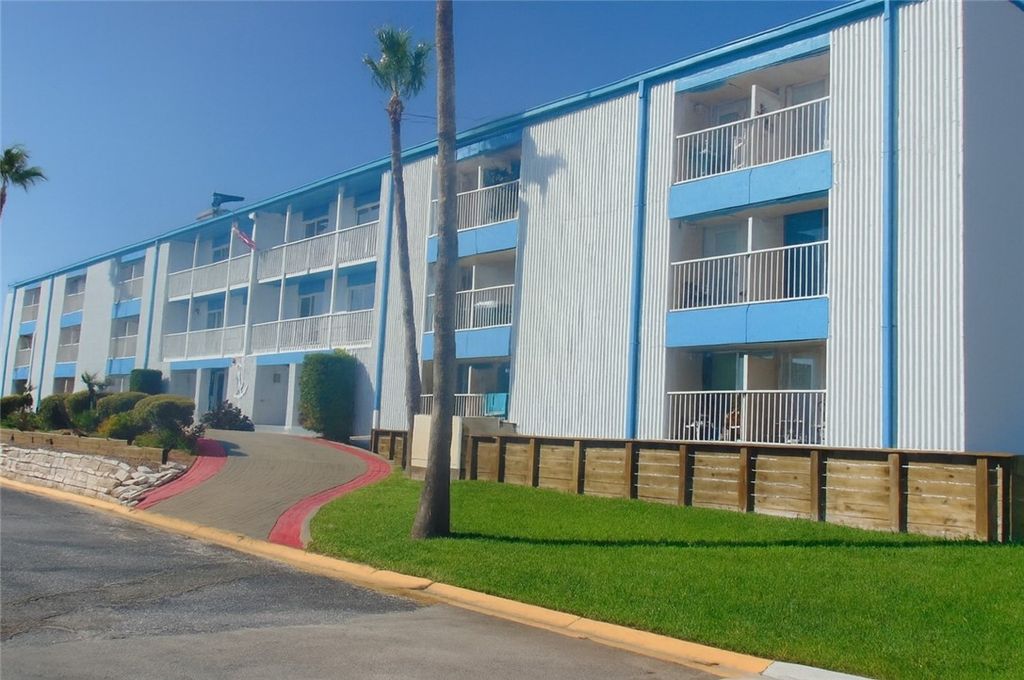 14300 S Padre Island Dr 16, Corpus Christi, TX 78418