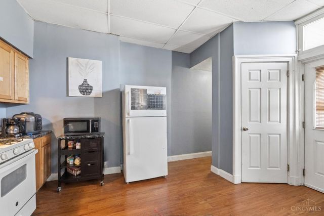 4033 W Liberty Street, Cincinnati, OH 45205