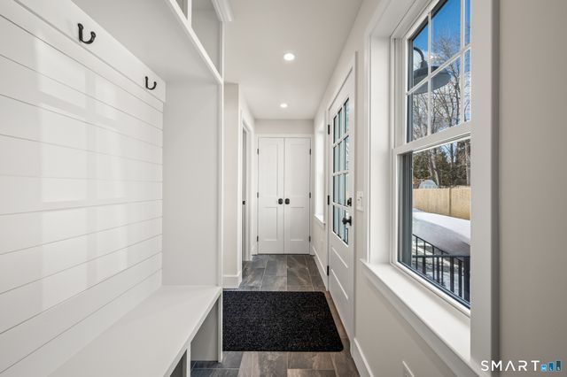 196 Brace Road, West Hartford, CT 06107