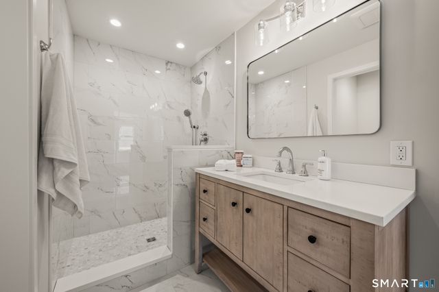 196 Brace Road, West Hartford, CT 06107