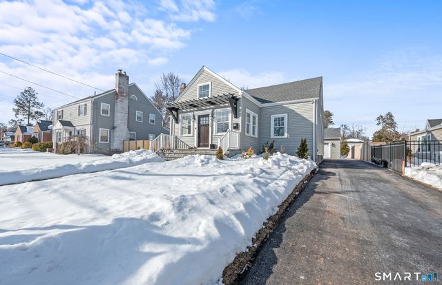 196 Brace Road, West Hartford, CT 06107