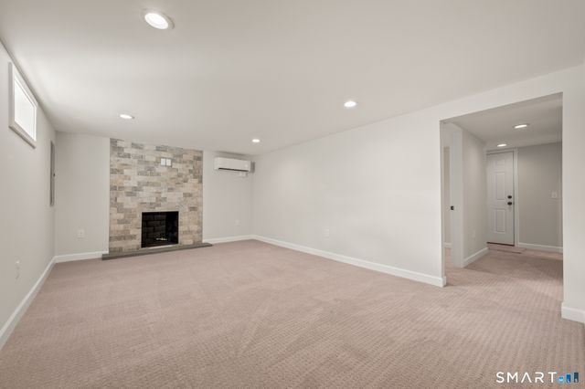 196 Brace Road, West Hartford, CT 06107