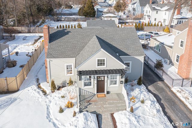 196 Brace Road, West Hartford, CT 06107