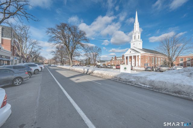 196 Brace Road, West Hartford, CT 06107