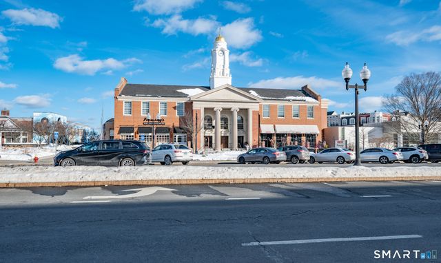 196 Brace Road, West Hartford, CT 06107