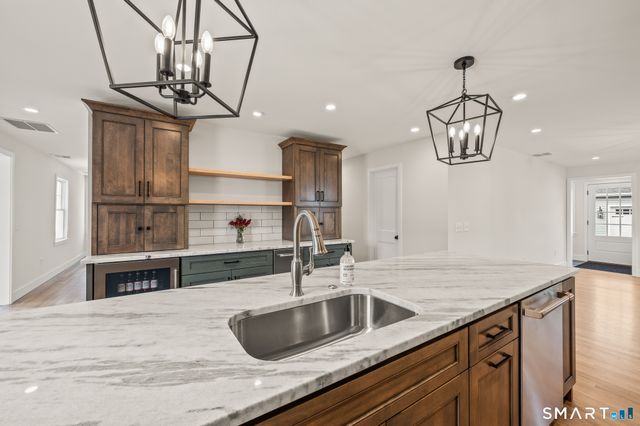 196 Brace Road, West Hartford, CT 06107