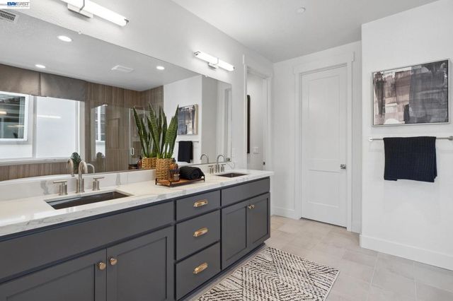 1528 Millennium Way, Fairfield, CA 94533