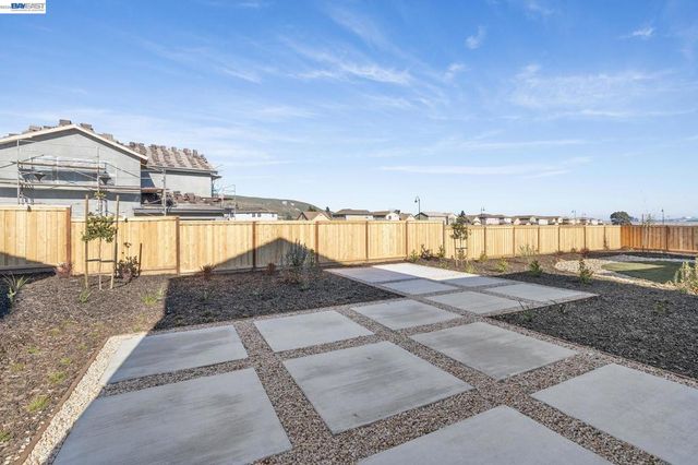 1528 Millennium Way, Fairfield, CA 94533
