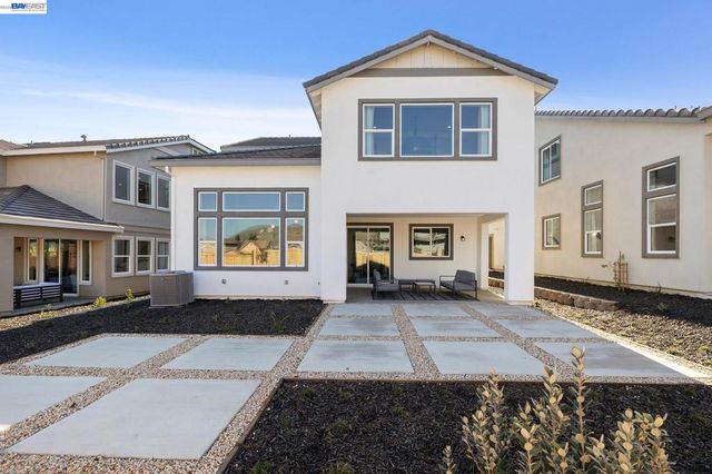 1528 Millennium Way, Fairfield, CA 94533