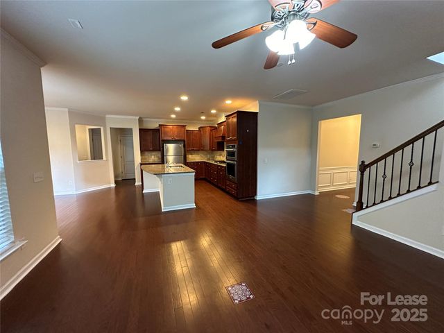 141 Four Seasons Way, Mooresville, NC 28117