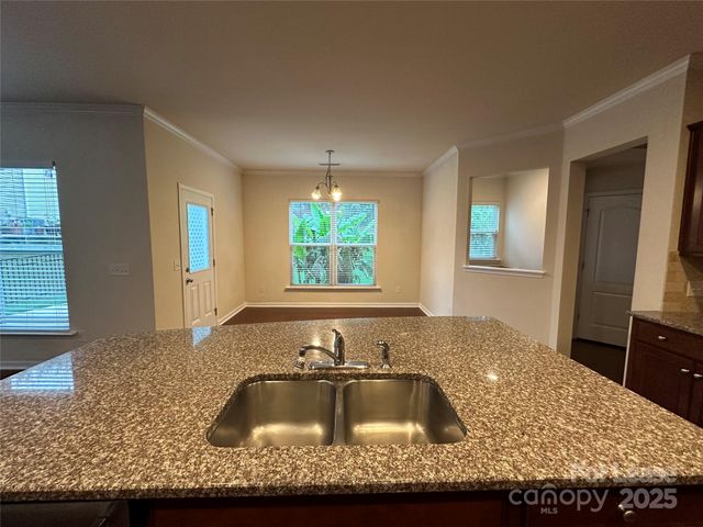 141 Four Seasons Way, Mooresville, NC 28117