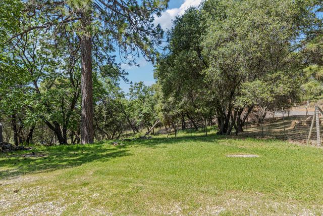 3120 Iron Mine Rd, Auburn, CA 95602