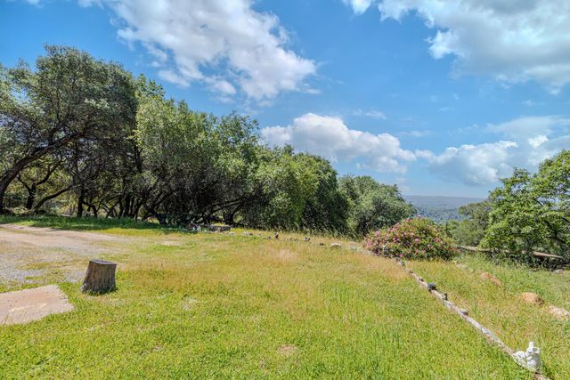 3120 Iron Mine Rd, Auburn, CA 95602