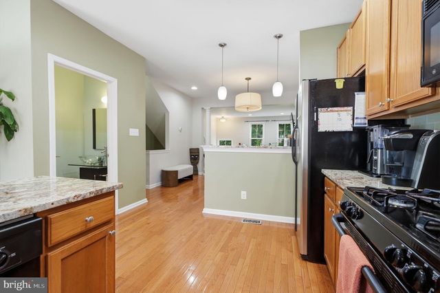 44 LIVINGSTON ST, Trenton, NJ 08611