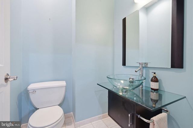 44 LIVINGSTON ST, Trenton, NJ 08611