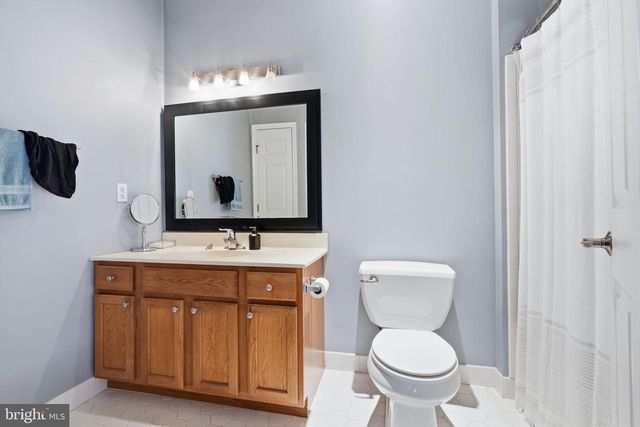 44 LIVINGSTON ST, Trenton, NJ 08611