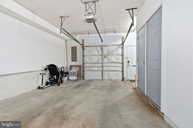 44 LIVINGSTON ST, Trenton, NJ 08611