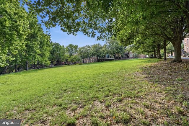 44 LIVINGSTON ST, Trenton, NJ 08611