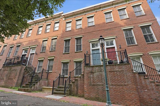 44 LIVINGSTON ST, Trenton, NJ 08611