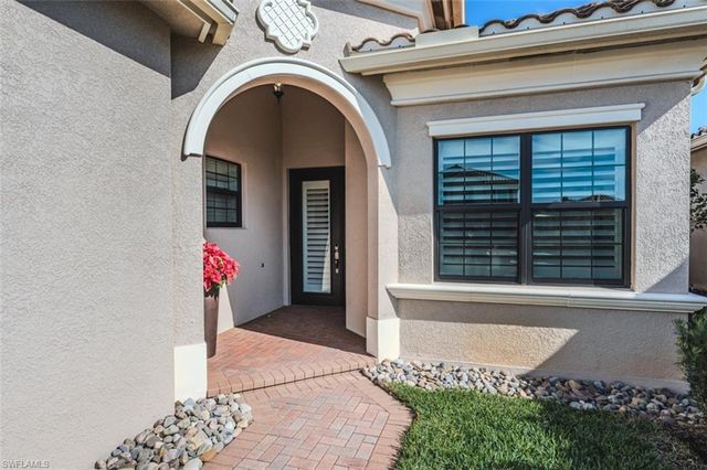 13670 MANDARIN CIR, Naples, FL 34109