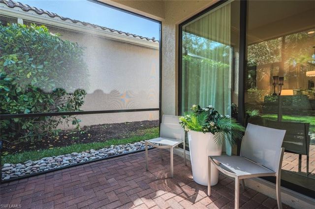 13670 MANDARIN CIR, Naples, FL 34109