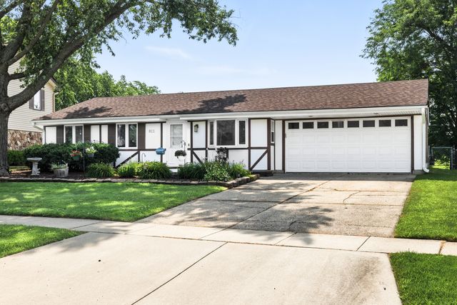 811 Sienna Drive, Schaumburg, IL 60193