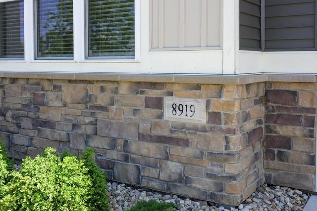 8919 Ancient Oak Lane, Verona, WI 53593