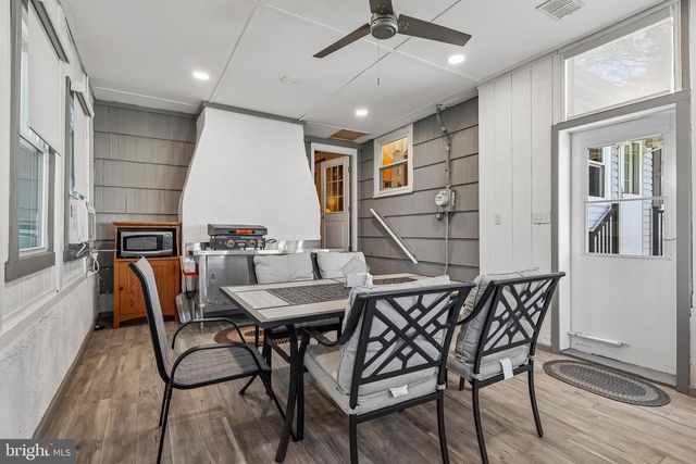 3 WINDSOR PL, Mount Holly, NJ 08060