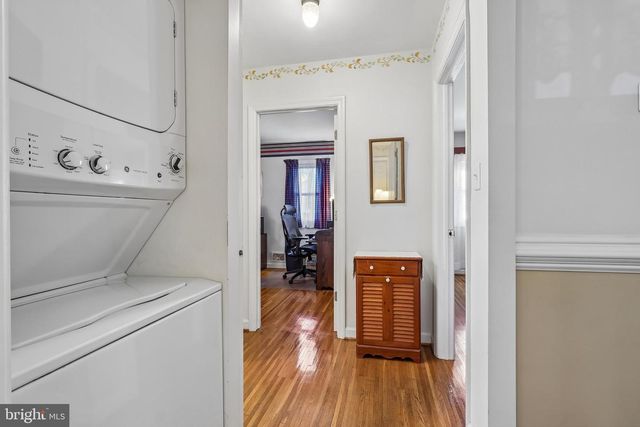 3 WINDSOR PL, Mount Holly, NJ 08060