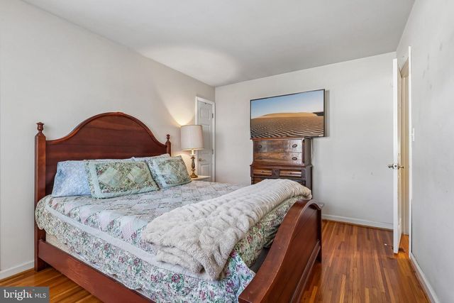 3 WINDSOR PL, Mount Holly, NJ 08060