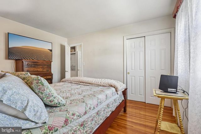 3 WINDSOR PL, Mount Holly, NJ 08060