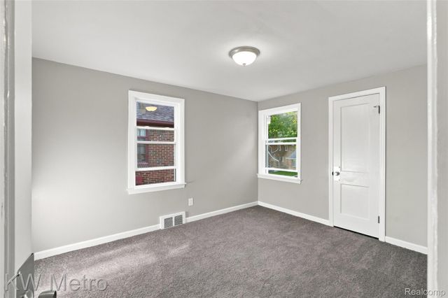 16141 Manor Street, Detroit, MI 48221