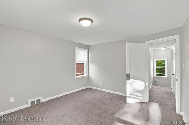 16141 Manor Street, Detroit, MI 48221