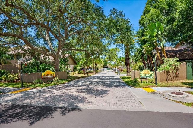 956 SUNRIDGE DRIVE H2, Sarasota, FL 34234