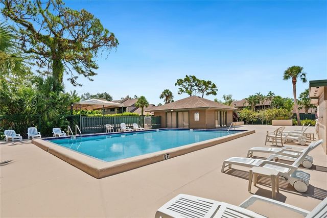 956 SUNRIDGE DRIVE H2, Sarasota, FL 34234