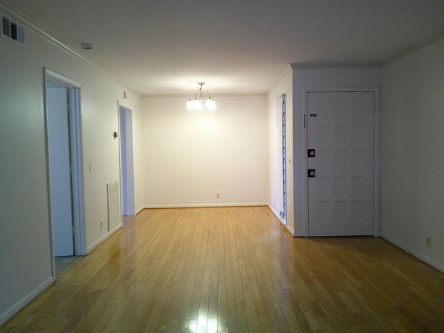 2116 Hobbs Rd Apt M19, Nashville, TN 37215