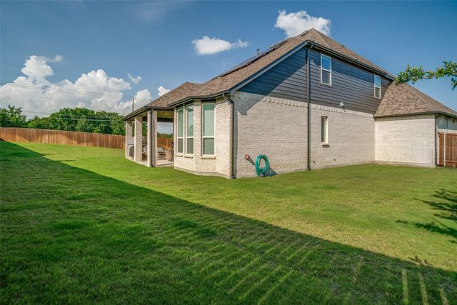 185 Ivy Parkway, Van Alstyne, TX 75495