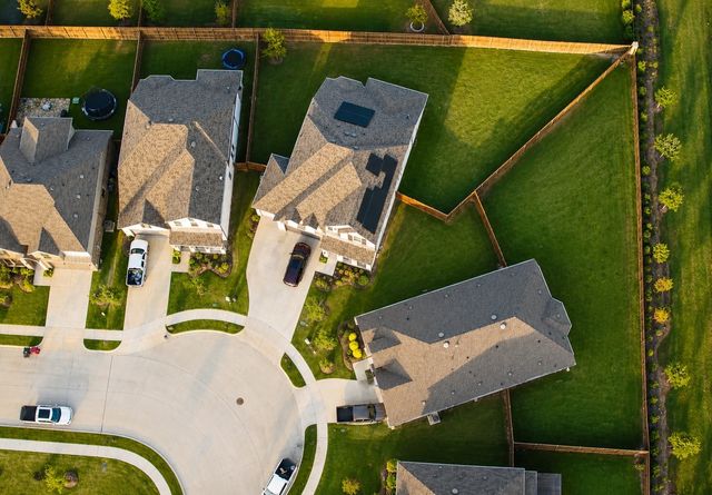 185 Ivy Parkway, Van Alstyne, TX 75495