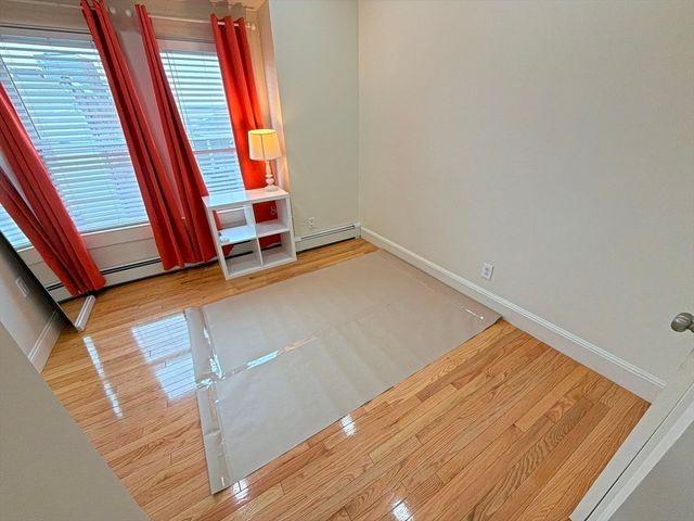 130 W 8th Street 3B, Boston, MA 02127
