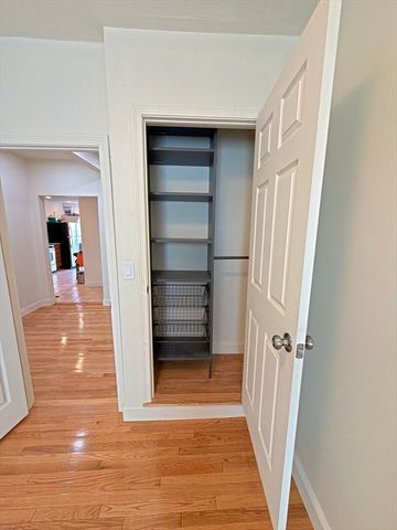 130 W 8th Street 3B, Boston, MA 02127