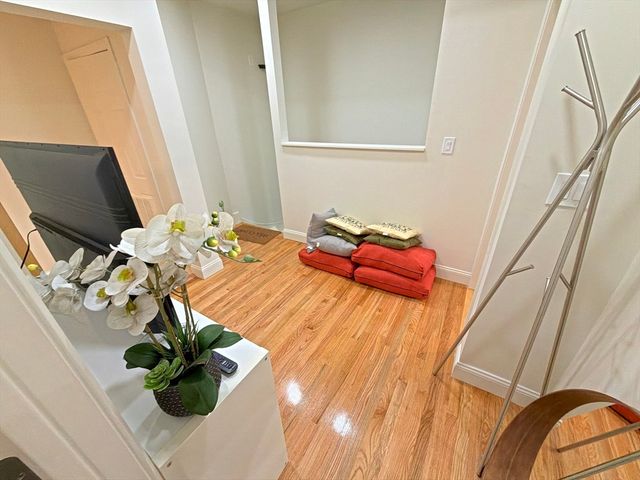 130 W 8th Street 3B, Boston, MA 02127