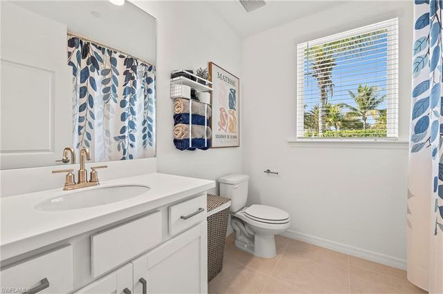11751 Venetian Lagoon DR 104, Fort Myers, FL 33913
