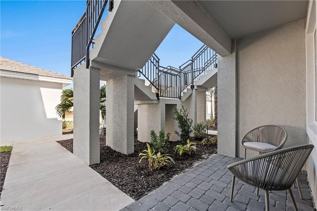 11751 Venetian Lagoon DR 104, Fort Myers, FL 33913