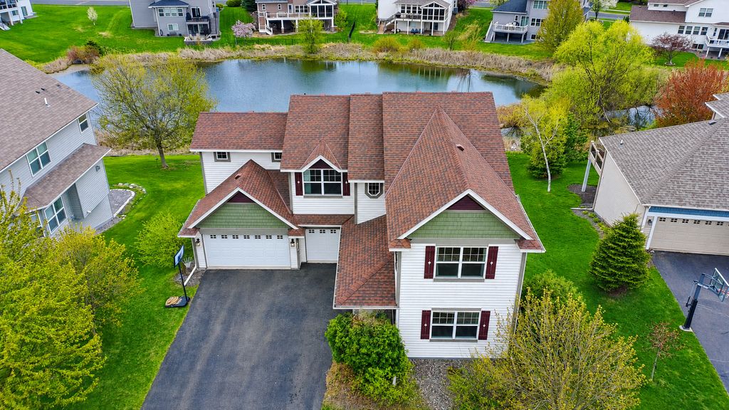 18849 64th Avenue N, Maple Grove, MN 55311